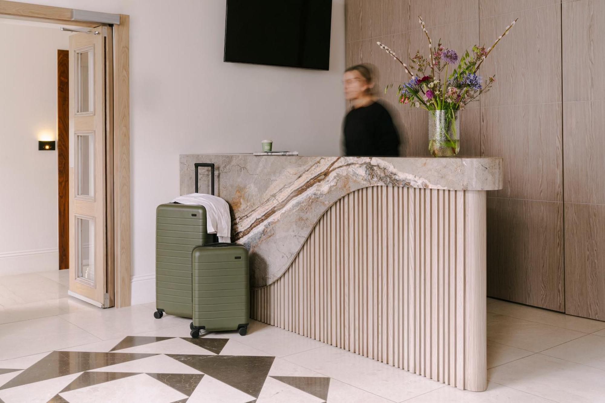 Sonder The Voyage Hotel London Exterior photo